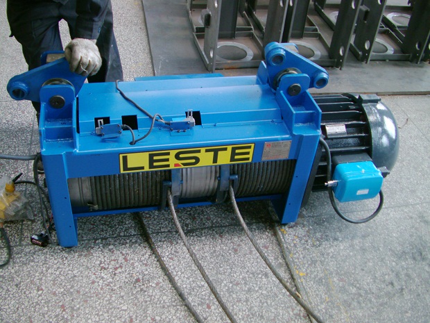 新型鋼絲繩電動葫蘆